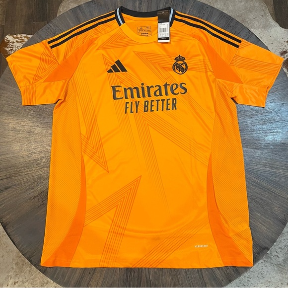 Real Madrid Adidas Goalkeeper Jersey 2023/24 – Orange – Men’s 4XL Slim Fit - Picture 1 of 11